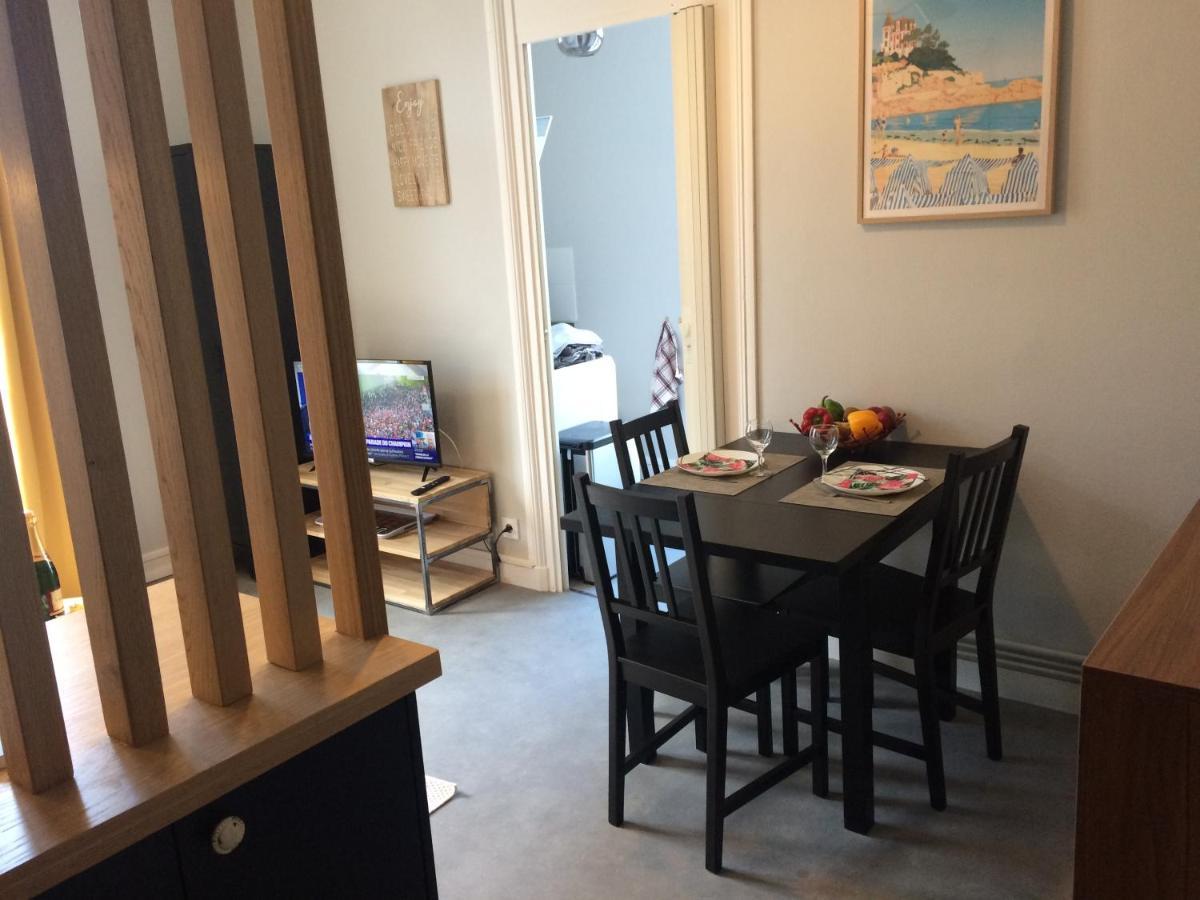 Dinard: studio à 100 m de la plage de L'Ecluse Extérieur photo